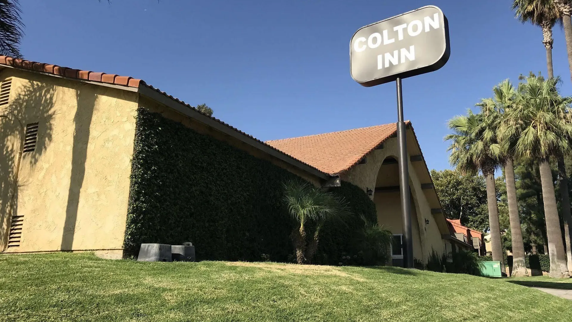 Motell Colton Inn